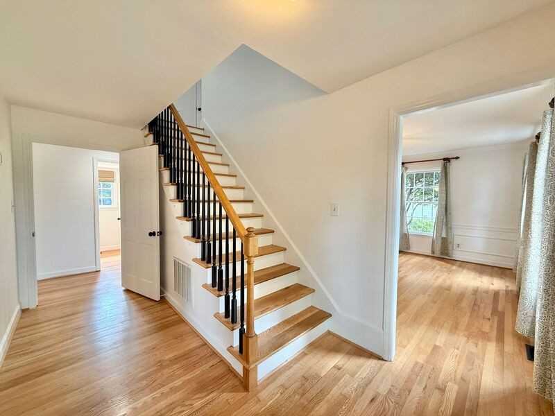 5017 Sandlewood Dr - Photo 6 of 32