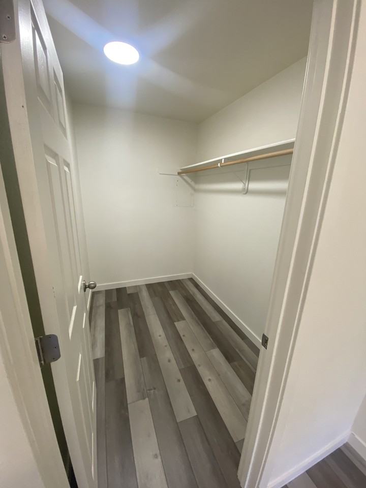 3671 Spruce Avenue - Photo 3 of 8