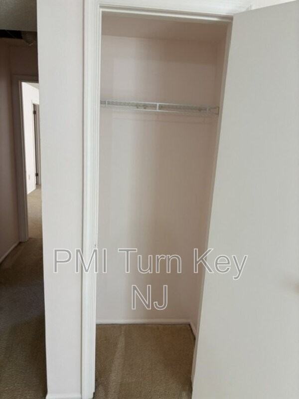 133 Tulip Ln - Photo 7 of 18