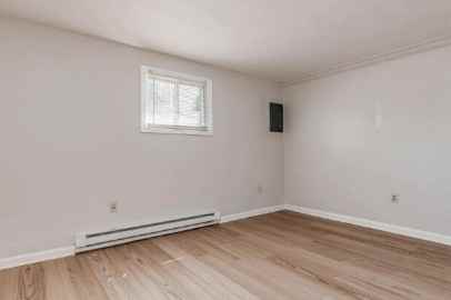 1005-1015 Lincoln Street - Photo 5 of 10