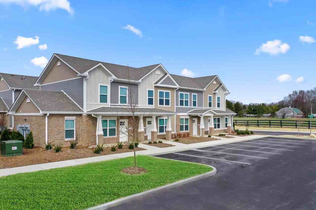 Pebble Village Townhomes - Photo 4 of 43