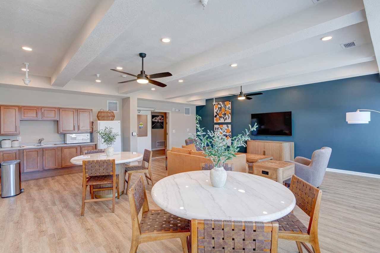 Stanley Terrace - Photo 5 of 50