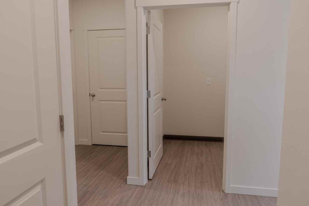 415 Southwest 20th Avenue - Photo 7 of 10