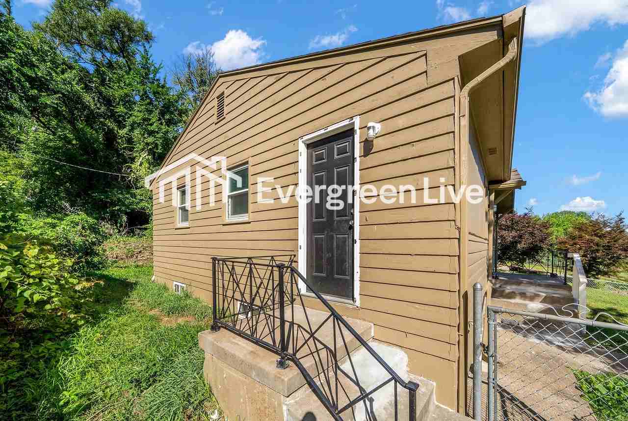 7276 N 34th St - Photo 4 of 26
