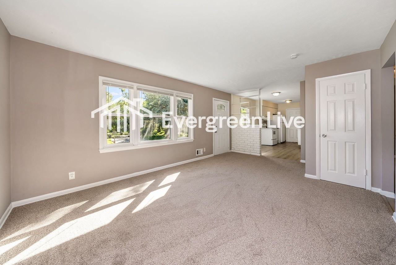 7276 N 34th St - Photo 7 of 26