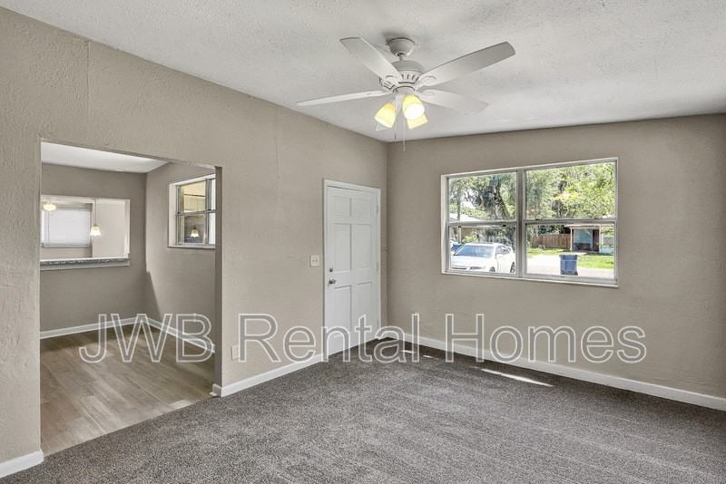 9148 13th Ave - Photo 7 of 21