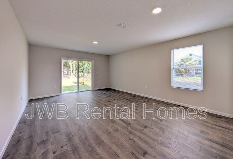 1278 Easter St #1 - Photo 5 of 18