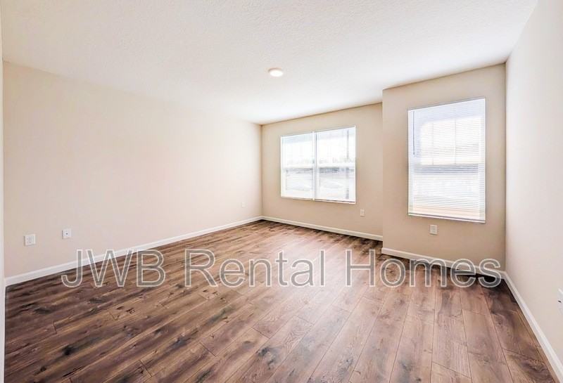 1278 Easter St #1 - Photo 6 of 18