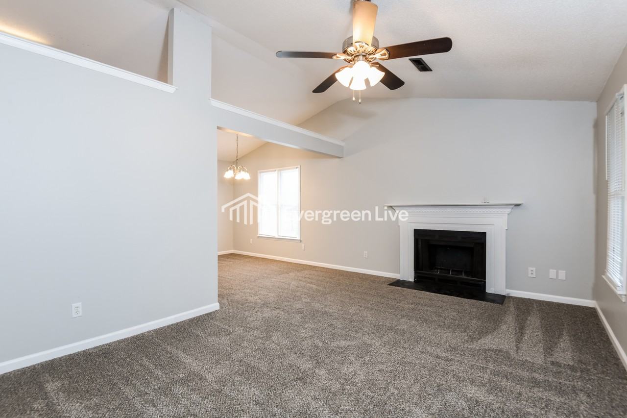 124 Auburnleaf Dr - Photo 2 of 10