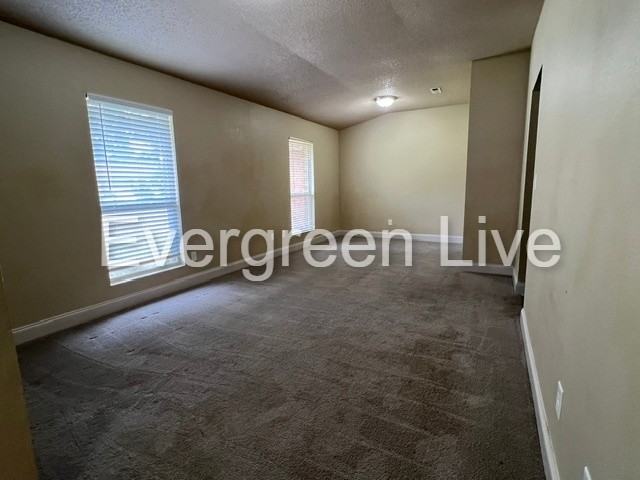 111 Barnsbury Ct - Photo 3 of 22
