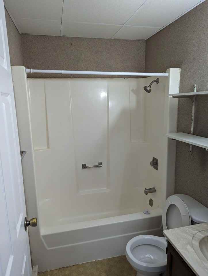 425 S Driftwood St #4 - Photo 3 of 7