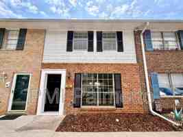 featured image of 1216 Cactus Ave