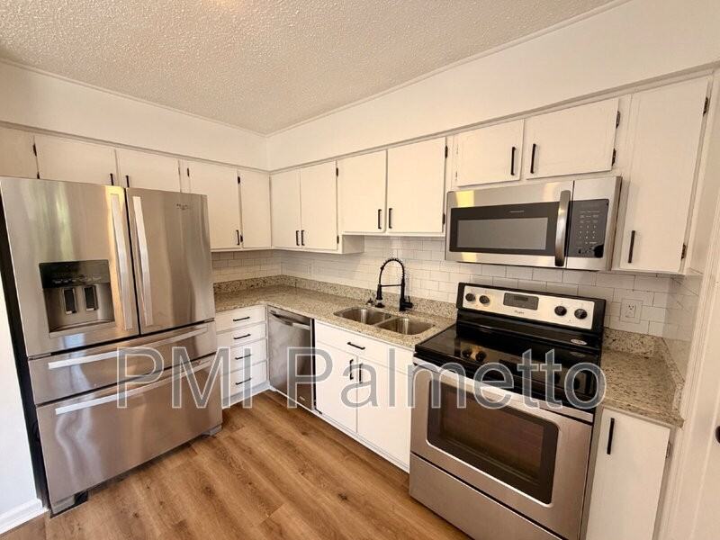 1216 Cactus Ave - Photo 6 of 20