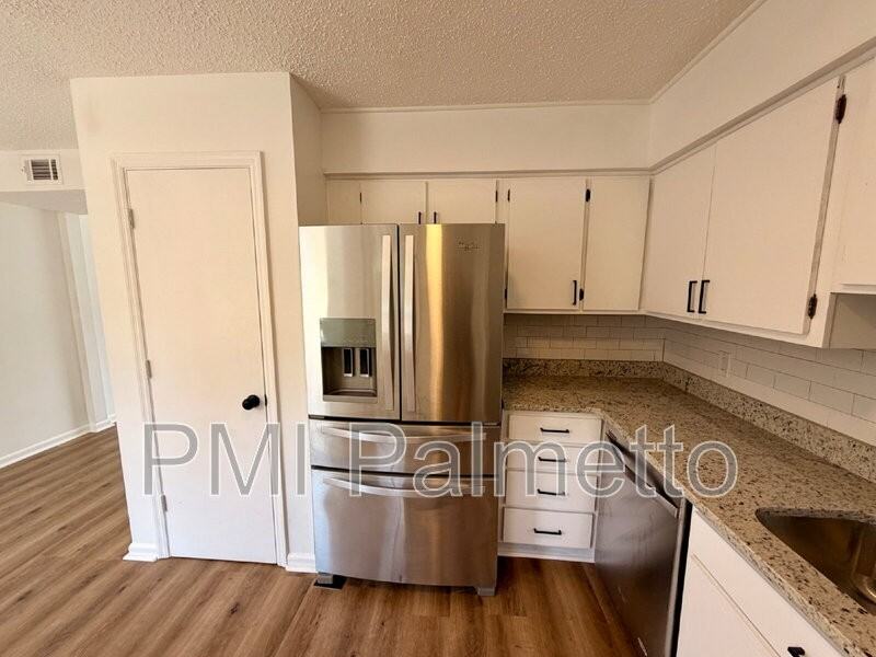 1216 Cactus Ave - Photo 7 of 20