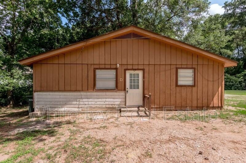 712 Cline St #D - Photo 2 of 21
