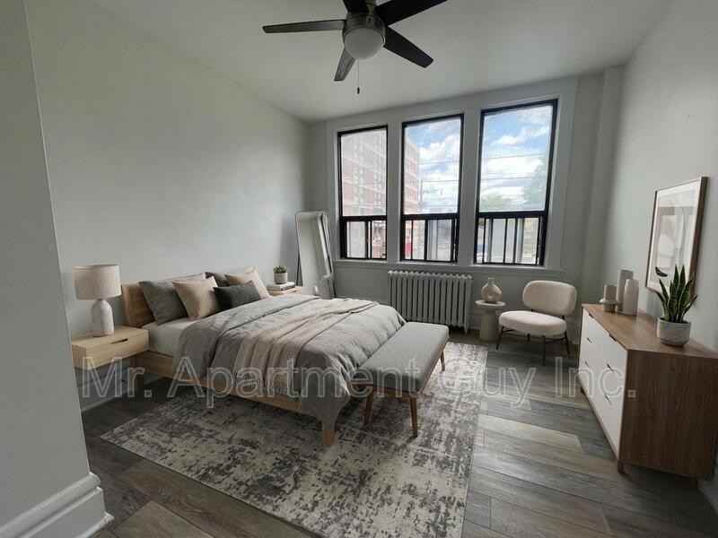 44 Victoria Ave S #201 - Photo 3 of 5