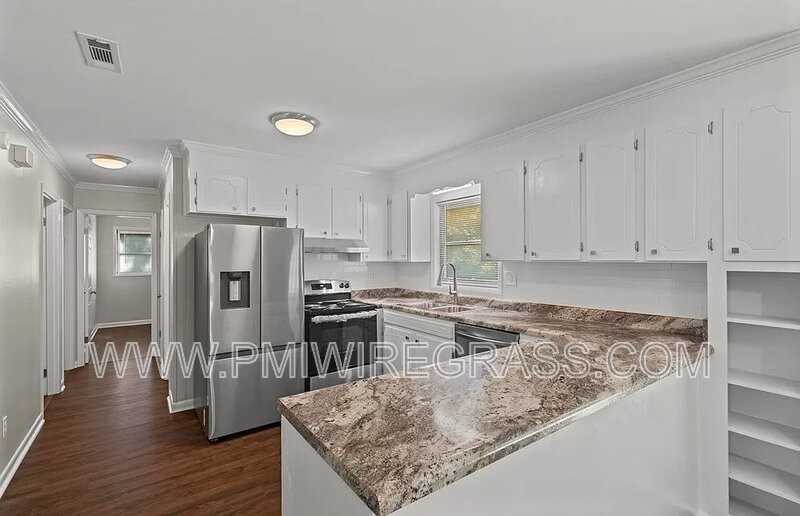119 Sharon Ct - Photo 2 of 36