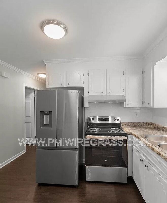 119 Sharon Ct - Photo 4 of 36