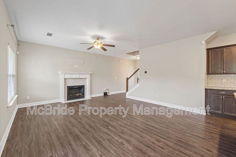 1140 George W Crawford Dr - Photo 3 of 22