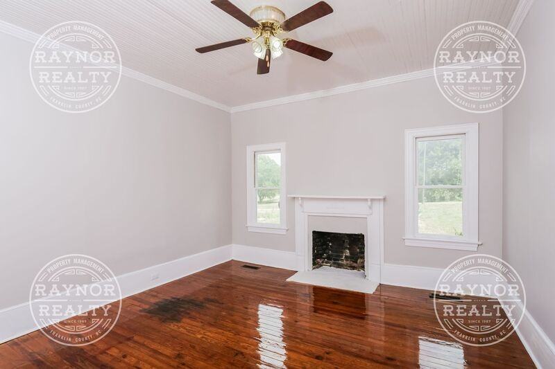 2511 Laurel Mill Rd - Photo 5 of 18