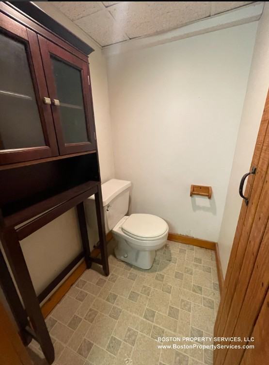 192 Park St #194 - Photo 7 of 16