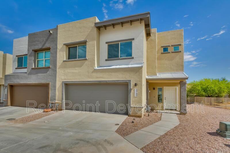 3752 W Goshen Dr - Photo 2 of 14
