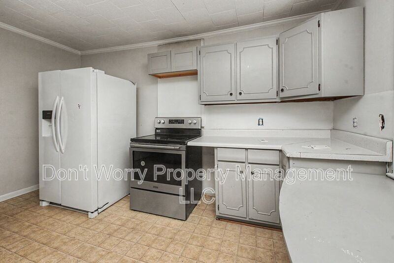 4106 Lexwin Ave - Photo 3 of 12