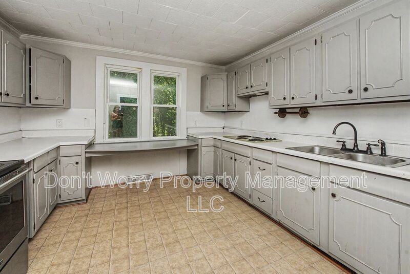 4106 Lexwin Ave - Photo 4 of 12