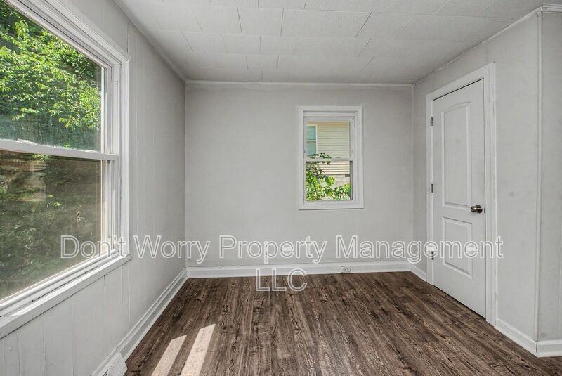 4106 Lexwin Ave - Photo 5 of 12