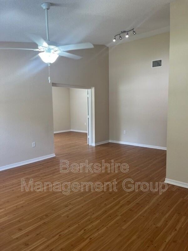 1106 Brook Meadow Dr - Photo 2 of 13