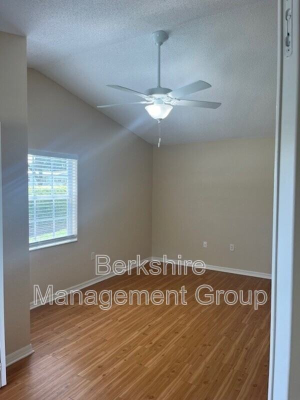 1106 Brook Meadow Dr - Photo 4 of 13