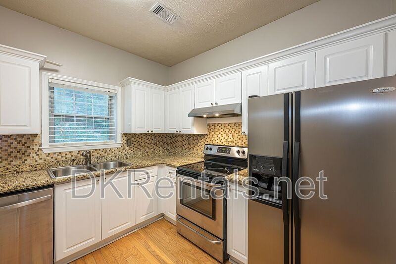 2680 Pine Tree Rd Ne #3 - Photo 7 of 26