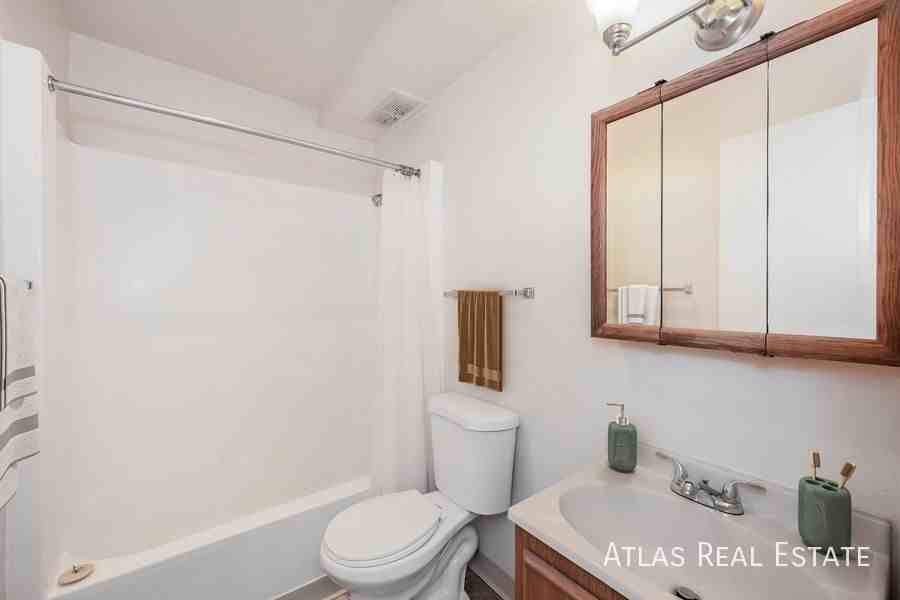 1134 Westmoreland Road - Photo 4 of 27