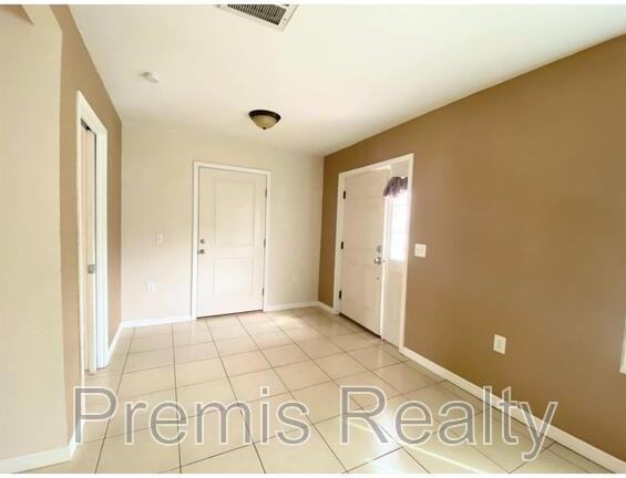 1416 Druid Rd E - Photo 2 of 24