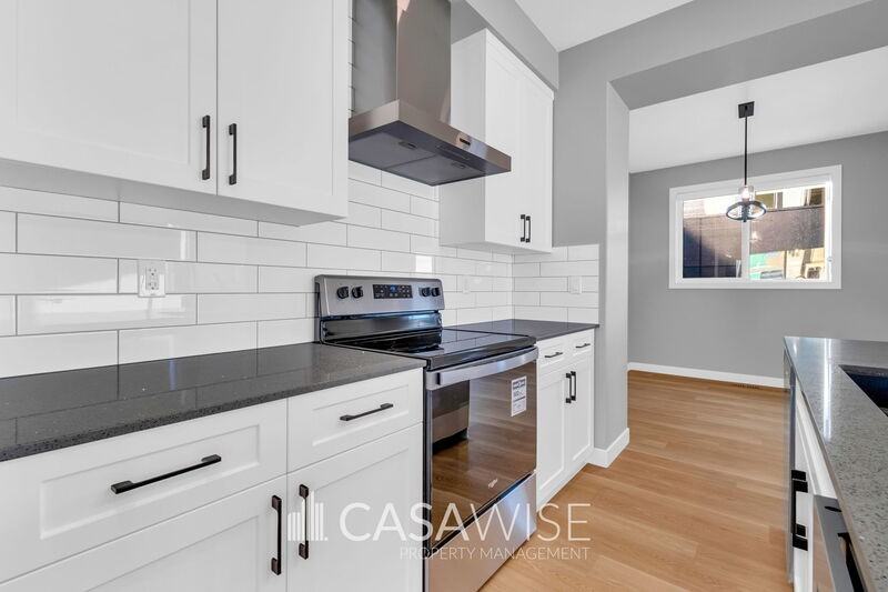6717 Alpha Blvd Nw #MAIN - Photo 7 of 27