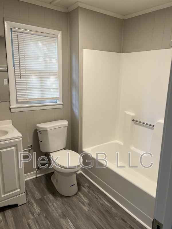 206 1/2 E Crovat St - Photo 5 of 7