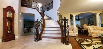 featured image of 3709 Silver Brook St