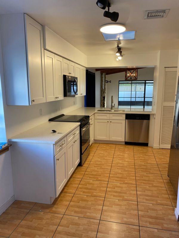 1422 Spalding Rd - Photo 6 of 42