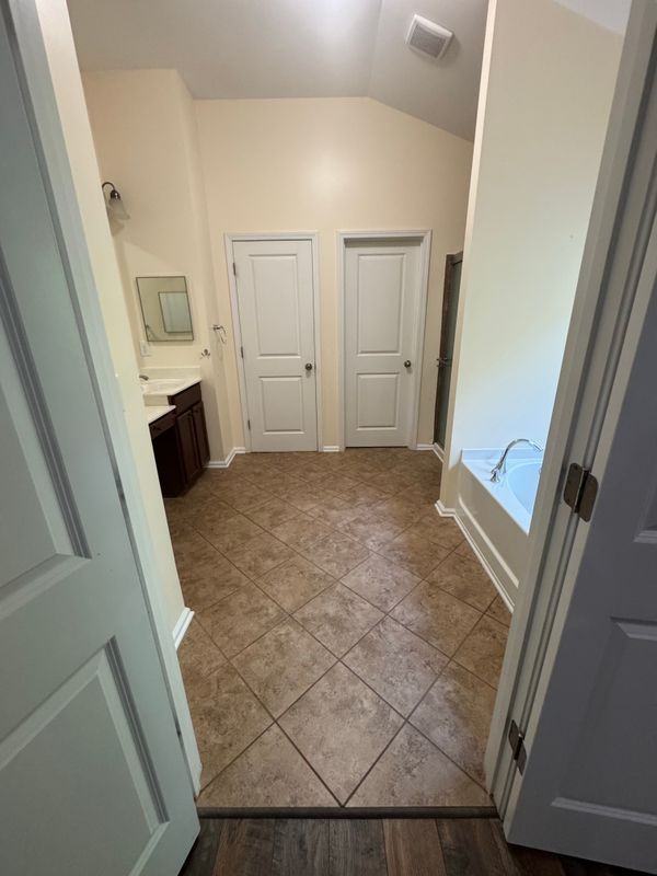 421 Morgans Creek Ct Nw - Photo 2 of 20