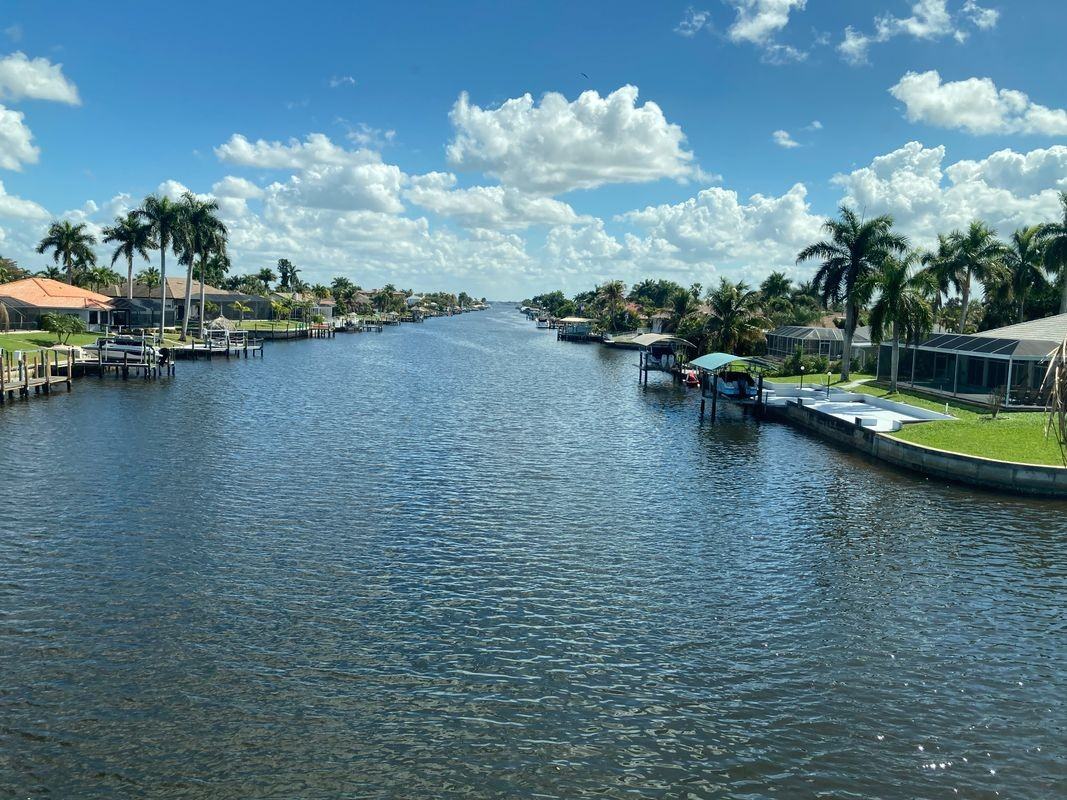3613 Del Prado Blvd S - Photo 5 of 5