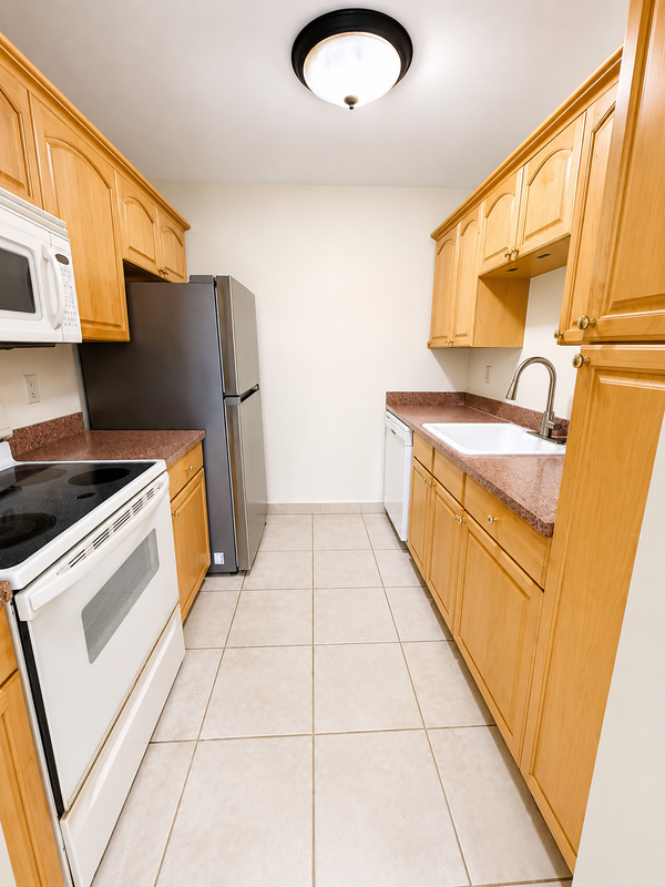 1918 Palmland Dr ##2b - Photo 2 of 3