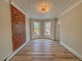 featured image of 2425 5th Ave ##2