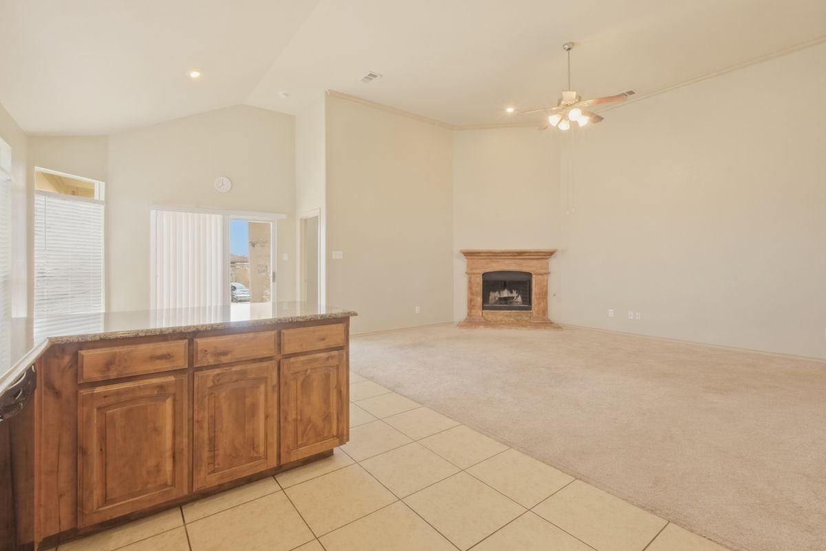 2016 Priscella Dr