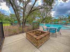 featured image of 2108 Leopold St