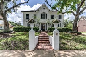 featured image of 90 Heathrow Ln