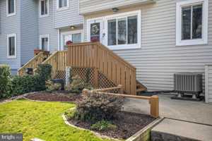 featured image of 2208 Notely Ln
