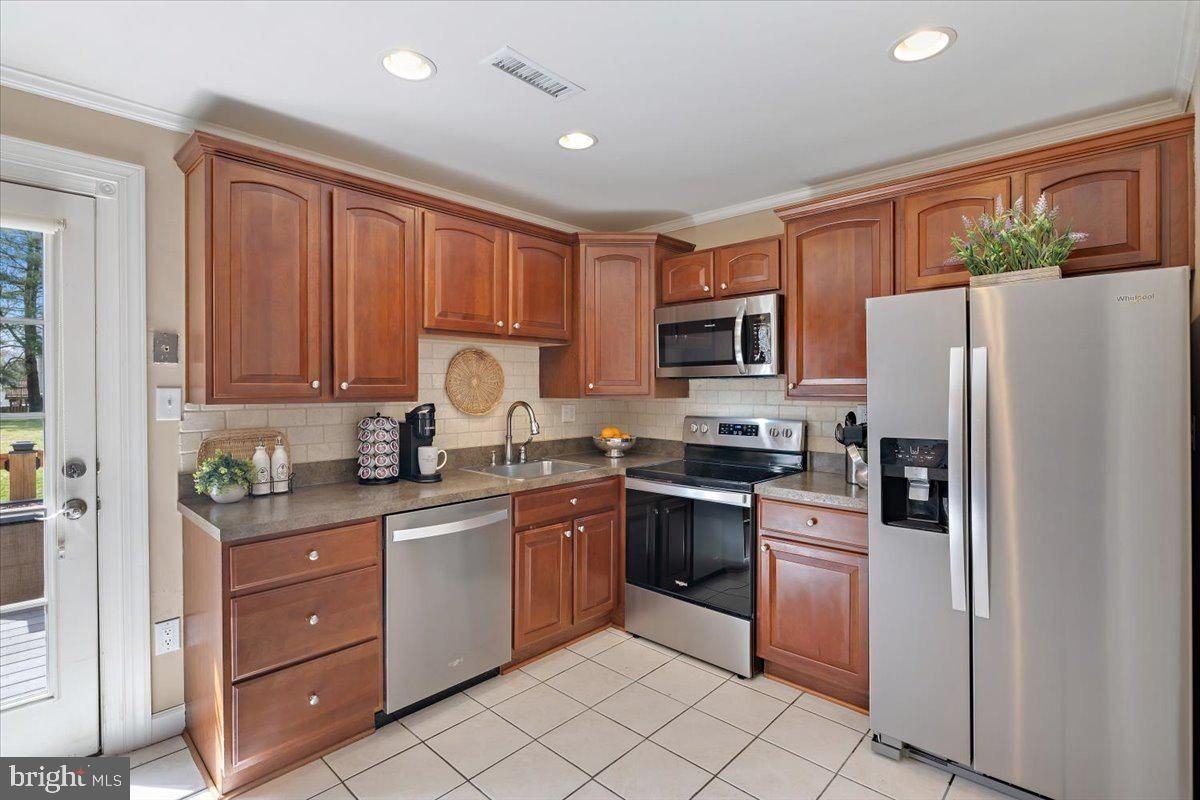 2208 Notely Ln - Photo 3 of 3