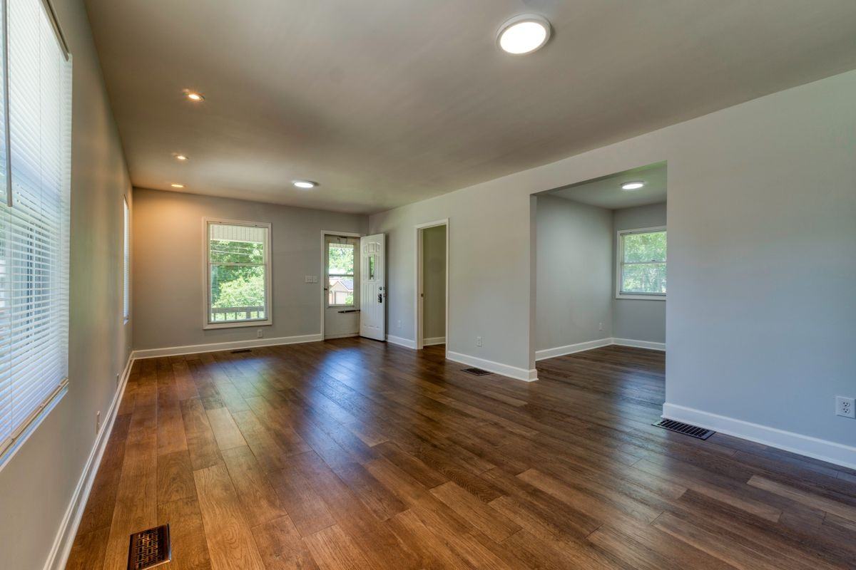 8241 Riley St - Photo 7 of 28