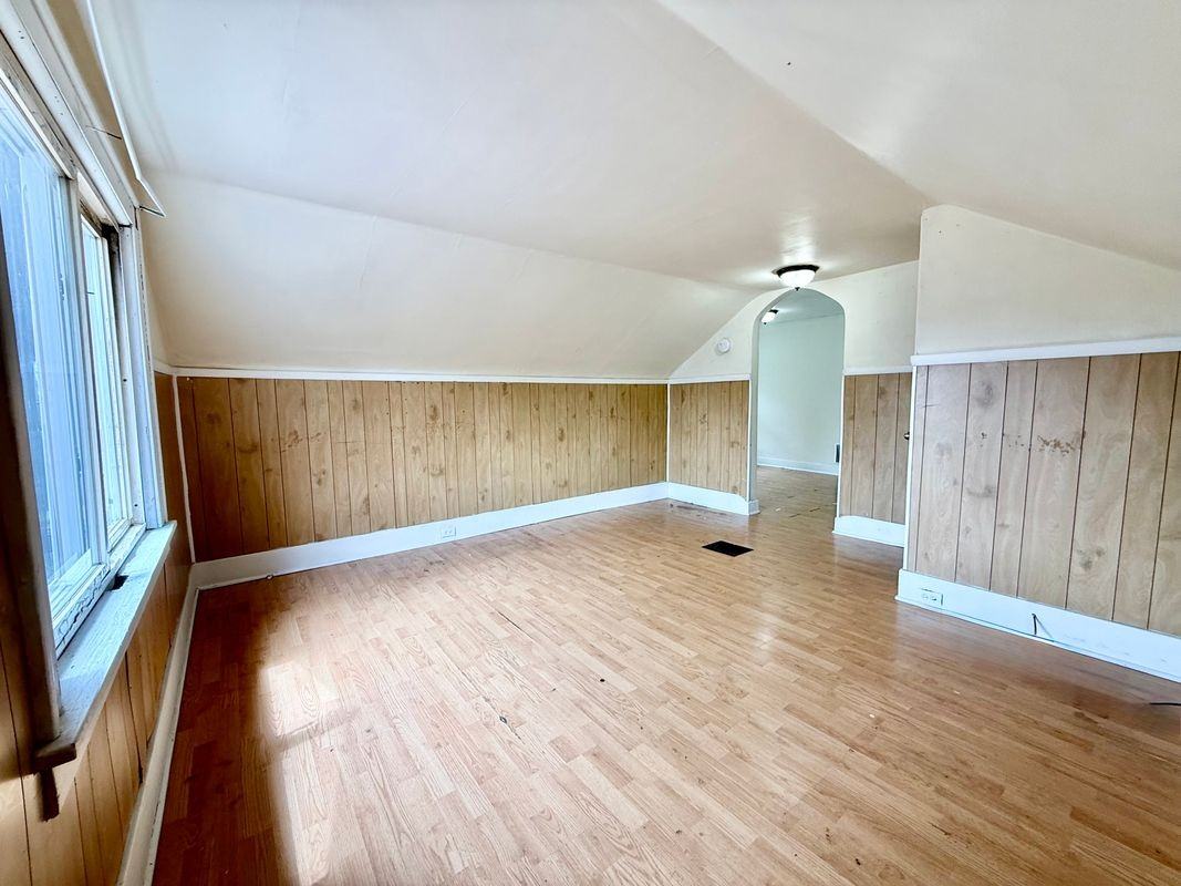 134 Philadelphia St - Photo 2 of 7