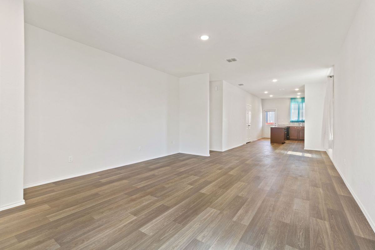 7340 Harvest Bay - Photo 3 of 18
